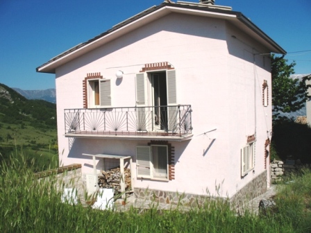 House for sale at Montenerodomo