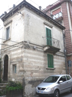 Property for sale in SantEusanio Del Sangro, Chieti Province